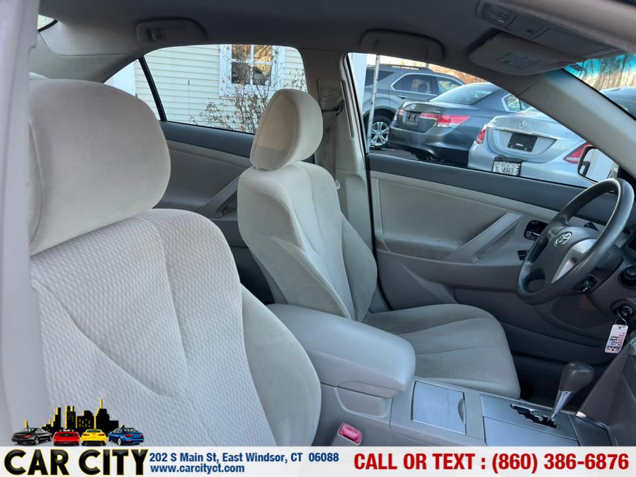 Used Toyota Camry 4dr Sdn I4 Man LE (Natl) 2010 | Car City LLC. East Windsor, Connecticut Used Toyota Camry 4dr Sdn I4 Man LE (Natl) 2010 | Car City LLC. East Windsor, Connecticut