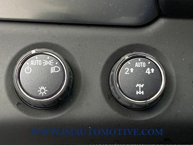 2015 Chevrolet Tahoe 4WD 4dr LT, available for sale in Naugatuck, Connecticut | J&M Automotive Sls&Svc LLC. Naugatuck, Connecticut 2015 Chevrolet Tahoe 4WD 4dr LT, available for sale in Naugatuck, Connecticut | J&M Automotive Sls&Svc LLC. Naugatuck, Connecticut