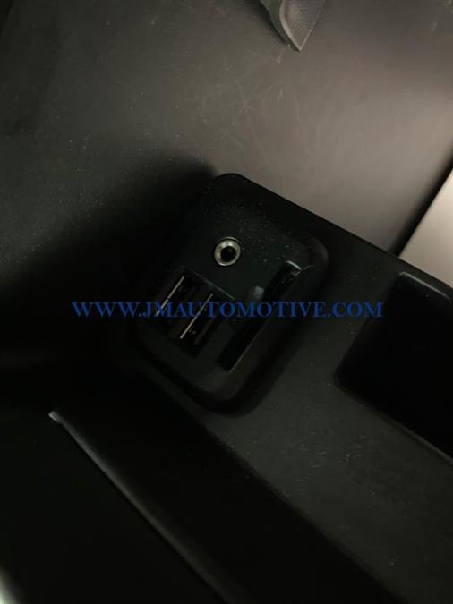 2015 Chevrolet Tahoe 4WD 4dr LT, available for sale in Naugatuck, Connecticut | J&M Automotive Sls&Svc LLC. Naugatuck, Connecticut 2015 Chevrolet Tahoe 4WD 4dr LT, available for sale in Naugatuck, Connecticut | J&M Automotive Sls&Svc LLC. Naugatuck, Connecticut