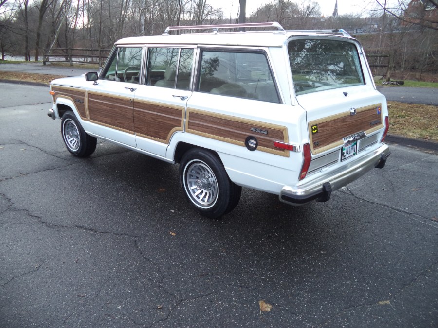 1990 Jeep Grand Wagoneer 4dr Wagon 4WD, available for sale in Naugatuck, Connecticut | Riverside Motorcars, LLC. Naugatuck, Connecticut 1990 Jeep Grand Wagoneer 4dr Wagon 4WD, available for sale in Naugatuck, Connecticut | Riverside Motorcars, LLC. Naugatuck, Connecticut