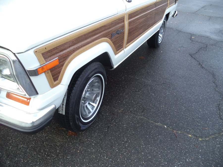 1990 Jeep Grand Wagoneer 4dr Wagon 4WD, available for sale in Naugatuck, Connecticut | Riverside Motorcars, LLC. Naugatuck, Connecticut 1990 Jeep Grand Wagoneer 4dr Wagon 4WD, available for sale in Naugatuck, Connecticut | Riverside Motorcars, LLC. Naugatuck, Connecticut