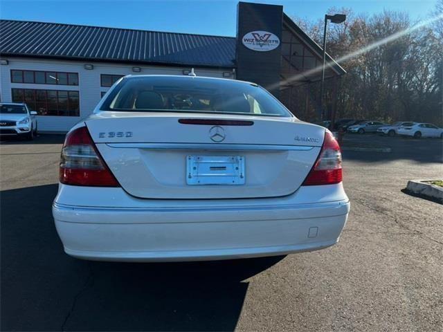 2009 Mercedes-benz E-class E 350, available for sale in Stratford, Connecticut | Wiz Leasing Inc. Stratford, Connecticut 2009 Mercedes-benz E-class E 350, available for sale in Stratford, Connecticut | Wiz Leasing Inc. Stratford, Connecticut