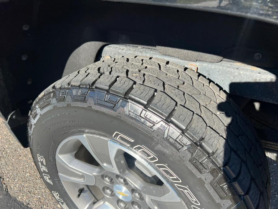2016 Chevrolet Colorado 4WD Crew Cab 128.3" Z71, available for sale in Waterbury, Connecticut | Platinum Auto Care. Waterbury, Connecticut 2016 Chevrolet Colorado 4WD Crew Cab 128.3" Z71, available for sale in Waterbury, Connecticut | Platinum Auto Care. Waterbury, Connecticut