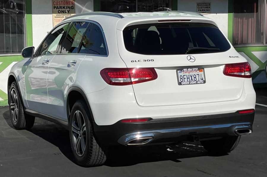 2016 Mercedes-Benz GLC 4MATIC 4dr GLC 300, available for sale in Corona, California | Green Light Auto. Corona, California 2016 Mercedes-Benz GLC 4MATIC 4dr GLC 300, available for sale in Corona, California | Green Light Auto. Corona, California