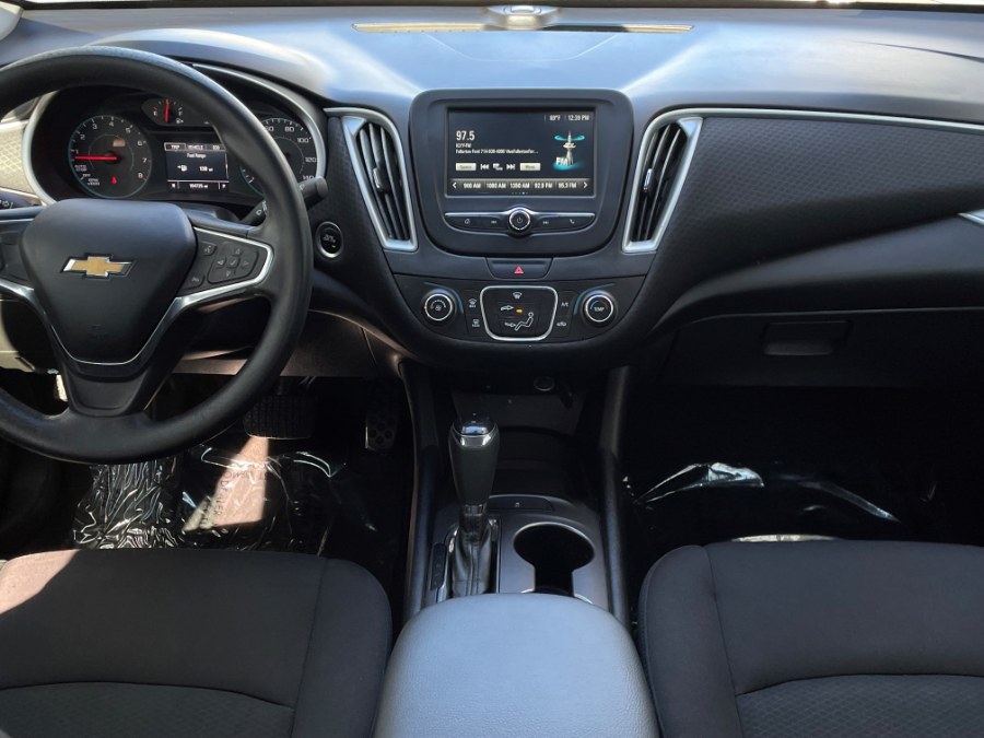 2017 Chevrolet Malibu 4dr Sdn LS w/1LS, available for sale in Corona, California | Green Light Auto. Corona, California 2017 Chevrolet Malibu 4dr Sdn LS w/1LS, available for sale in Corona, California | Green Light Auto. Corona, California