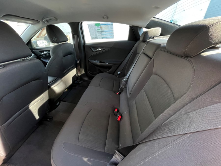 2017 Chevrolet Malibu 4dr Sdn LS w/1LS, available for sale in Corona, California | Green Light Auto. Corona, California 2017 Chevrolet Malibu 4dr Sdn LS w/1LS, available for sale in Corona, California | Green Light Auto. Corona, California
