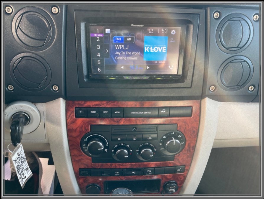 2006 Jeep Commander 4dr Limited 4WD, available for sale in Huntington Station, New York | My Auto Inc.. Huntington Station, New York 2006 Jeep Commander 4dr Limited 4WD, available for sale in Huntington Station, New York | My Auto Inc.. Huntington Station, New York