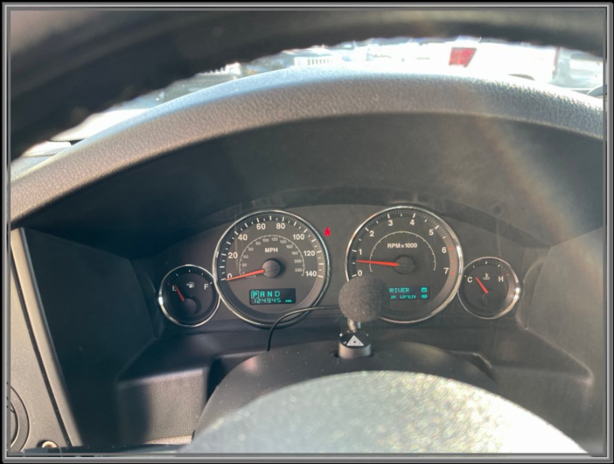 2006 Jeep Commander 4dr Limited 4WD, available for sale in Huntington Station, New York | My Auto Inc.. Huntington Station, New York 2006 Jeep Commander 4dr Limited 4WD, available for sale in Huntington Station, New York | My Auto Inc.. Huntington Station, New York
