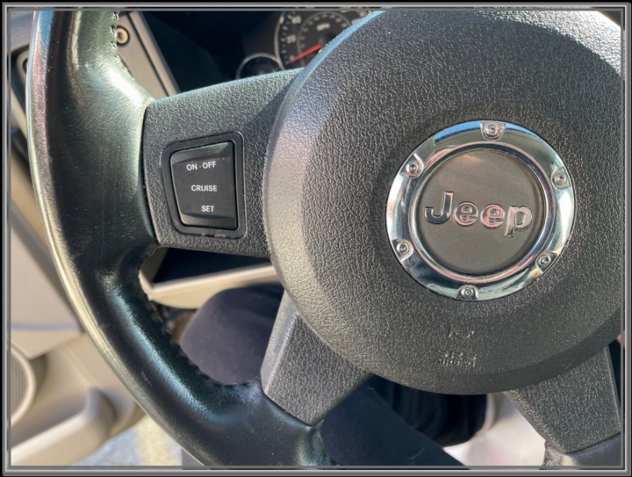 2006 Jeep Commander 4dr Limited 4WD, available for sale in Huntington Station, New York | My Auto Inc.. Huntington Station, New York 2006 Jeep Commander 4dr Limited 4WD, available for sale in Huntington Station, New York | My Auto Inc.. Huntington Station, New York