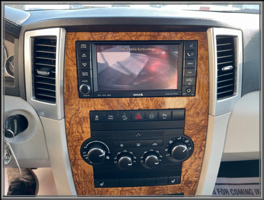 2010 Jeep Grand Cherokee 4WD 4dr Limited, available for sale in Huntington Station, New York | My Auto Inc.. Huntington Station, New York 2010 Jeep Grand Cherokee 4WD 4dr Limited, available for sale in Huntington Station, New York | My Auto Inc.. Huntington Station, New York