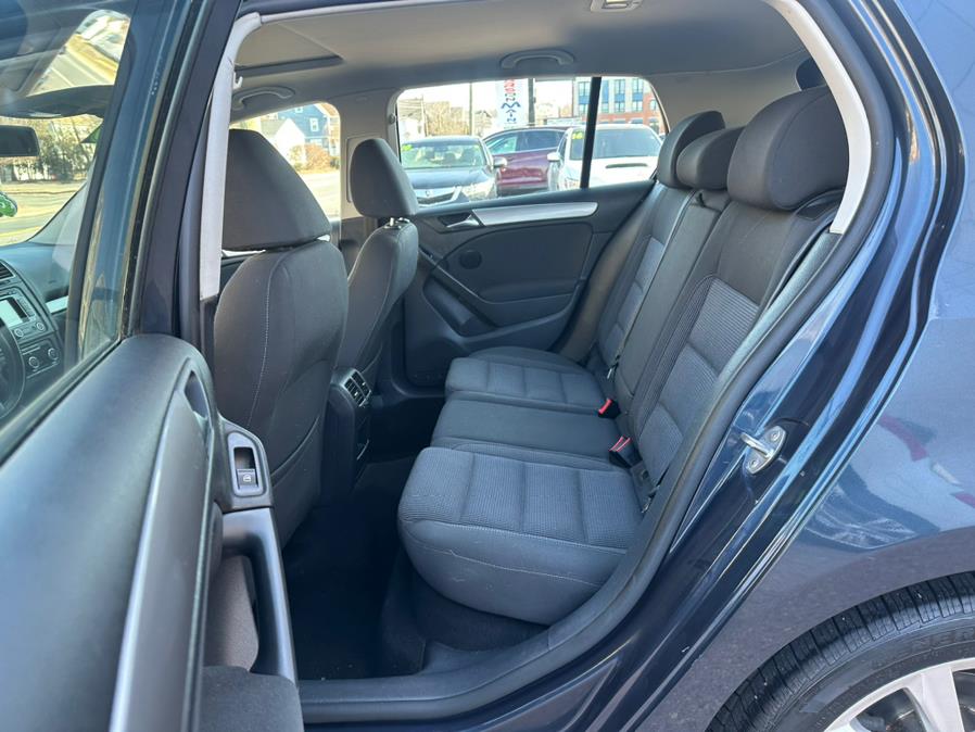 2013 Volkswagen Golf 4dr HB DSG TDI w/Tech Pkg, available for sale in Manchester, Connecticut | Carsonmain LLC. Manchester, Connecticut 2013 Volkswagen Golf 4dr HB DSG TDI w/Tech Pkg, available for sale in Manchester, Connecticut | Carsonmain LLC. Manchester, Connecticut