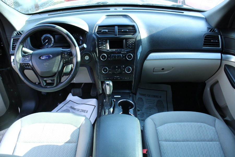 2018 Ford Explorer Base FWD, available for sale in BROOKLYN, New York | Deals on Wheels International Auto. BROOKLYN, New York 2018 Ford Explorer Base FWD, available for sale in BROOKLYN, New York | Deals on Wheels International Auto. BROOKLYN, New York