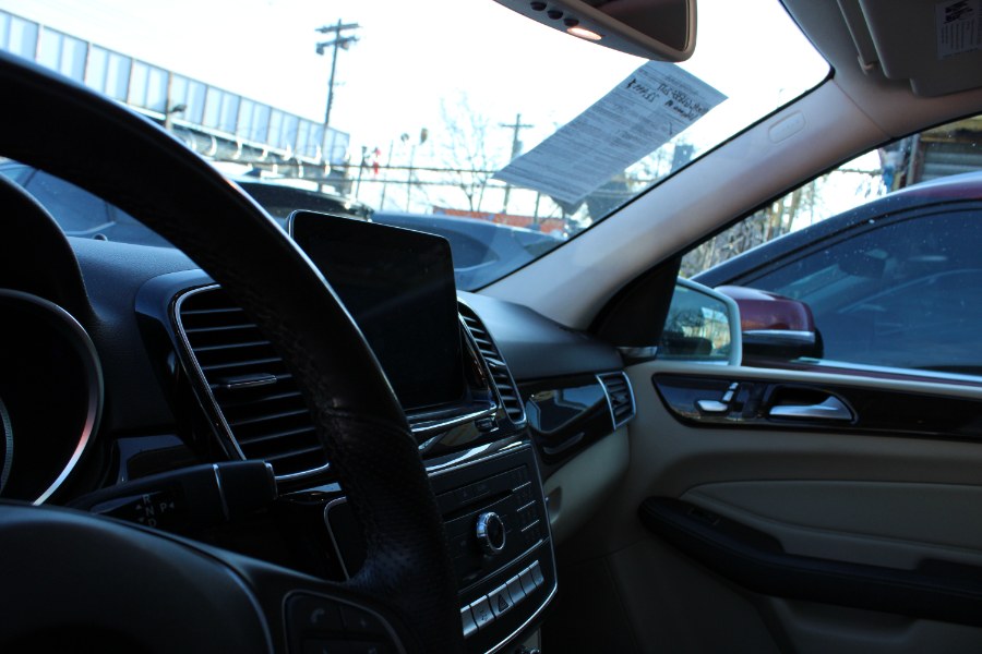 2017 Mercedes-Benz GLE GLE 350 SUV, available for sale in BROOKLYN, New York | Deals on Wheels International Auto. BROOKLYN, New York 2017 Mercedes-Benz GLE GLE 350 SUV, available for sale in BROOKLYN, New York | Deals on Wheels International Auto. BROOKLYN, New York