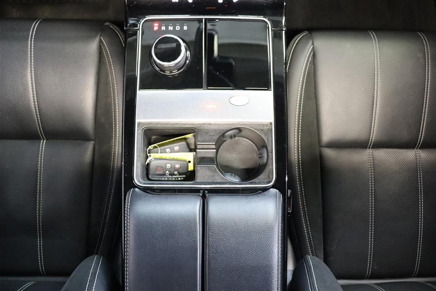 2018 Land Rover Range Rover Velar R-DYNAMIC SE, available for sale in Paterson, New Jersey | Fast Track Motors. Paterson, New Jersey 2018 Land Rover Range Rover Velar R-DYNAMIC SE, available for sale in Paterson, New Jersey | Fast Track Motors. Paterson, New Jersey