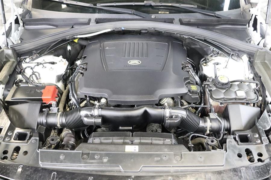 2018 Land Rover Range Rover Velar R-DYNAMIC SE, available for sale in Paterson, New Jersey | Fast Track Motors. Paterson, New Jersey 2018 Land Rover Range Rover Velar R-DYNAMIC SE, available for sale in Paterson, New Jersey | Fast Track Motors. Paterson, New Jersey