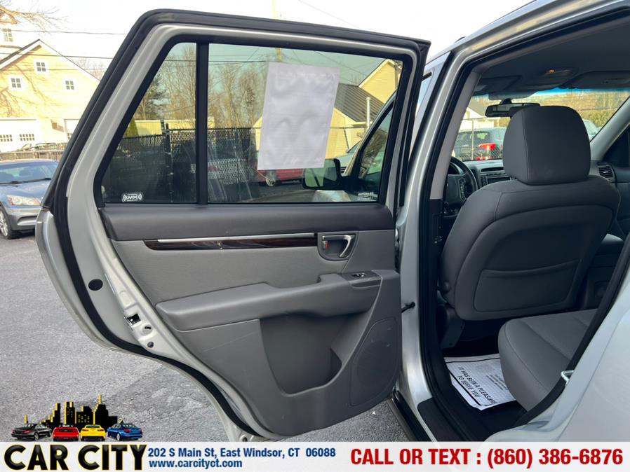 Used Hyundai Santa Fe FWD 4dr I4 Auto GLS 2011 | Car City LLC. East Windsor, Connecticut Used Hyundai Santa Fe FWD 4dr I4 Auto GLS 2011 | Car City LLC. East Windsor, Connecticut