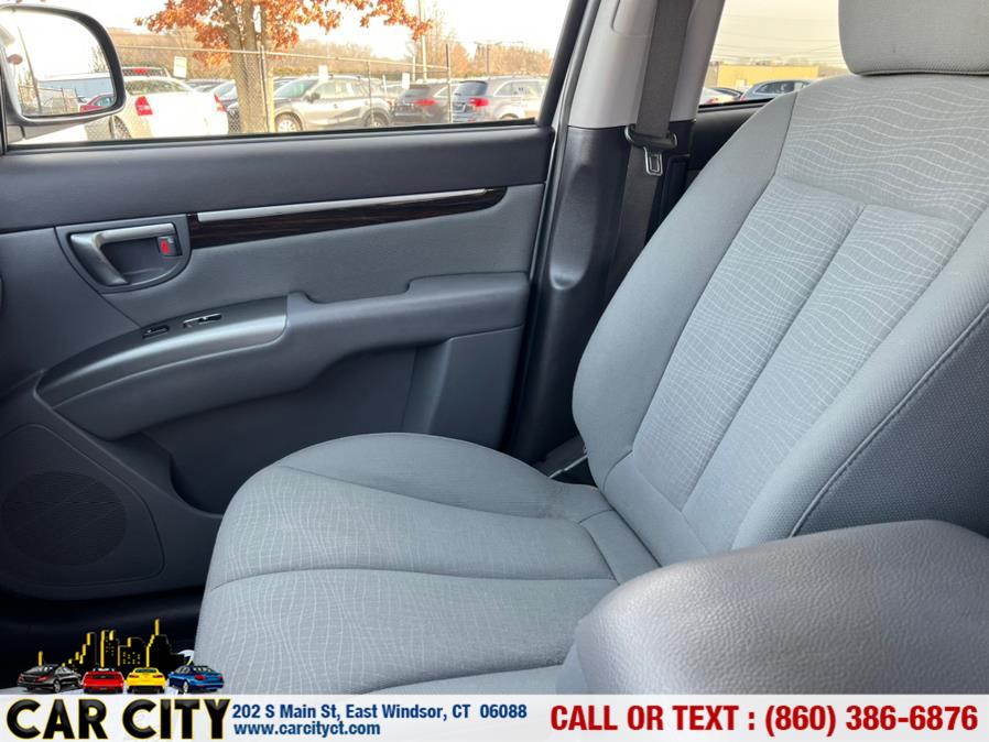 Used Hyundai Santa Fe FWD 4dr I4 Auto GLS 2011 | Car City LLC. East Windsor, Connecticut Used Hyundai Santa Fe FWD 4dr I4 Auto GLS 2011 | Car City LLC. East Windsor, Connecticut