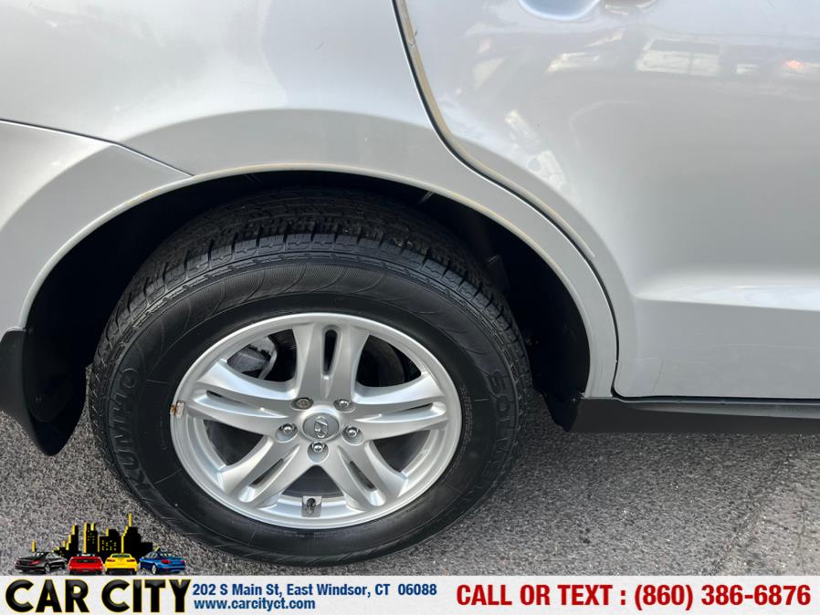Used Hyundai Santa Fe FWD 4dr I4 Auto GLS 2011 | Car City LLC. East Windsor, Connecticut Used Hyundai Santa Fe FWD 4dr I4 Auto GLS 2011 | Car City LLC. East Windsor, Connecticut