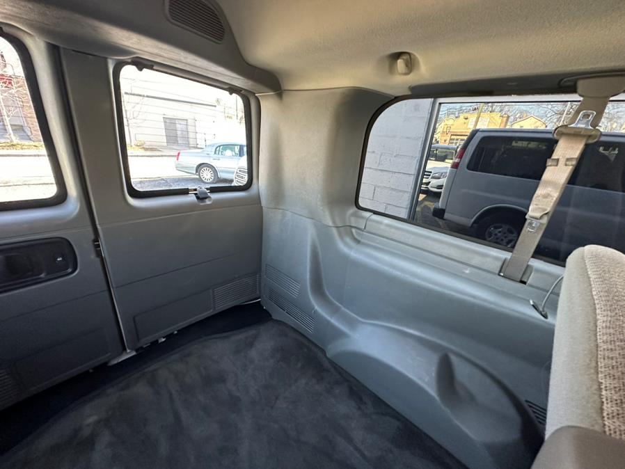 2008 Chevrolet Express Passenger RWD 1500 135", available for sale in Little Ferry, New Jersey | Easy Credit of Jersey. Little Ferry, New Jersey