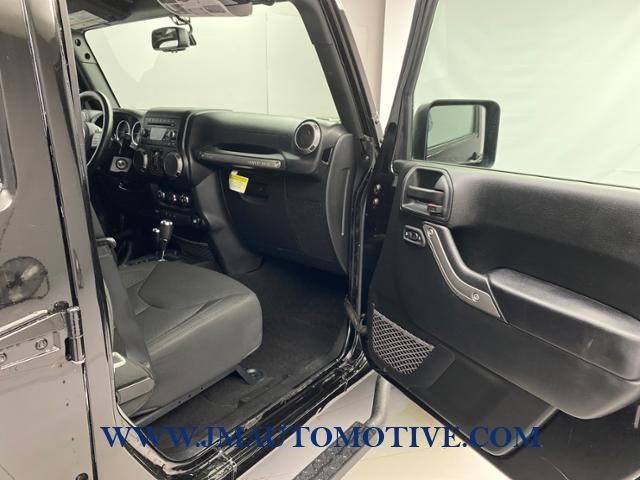 2017 Jeep Wrangler Unlimited Sport 4x4, available for sale in Naugatuck, Connecticut | J&M Automotive Sls&Svc LLC. Naugatuck, Connecticut 2017 Jeep Wrangler Unlimited Sport 4x4, available for sale in Naugatuck, Connecticut | J&M Automotive Sls&Svc LLC. Naugatuck, Connecticut