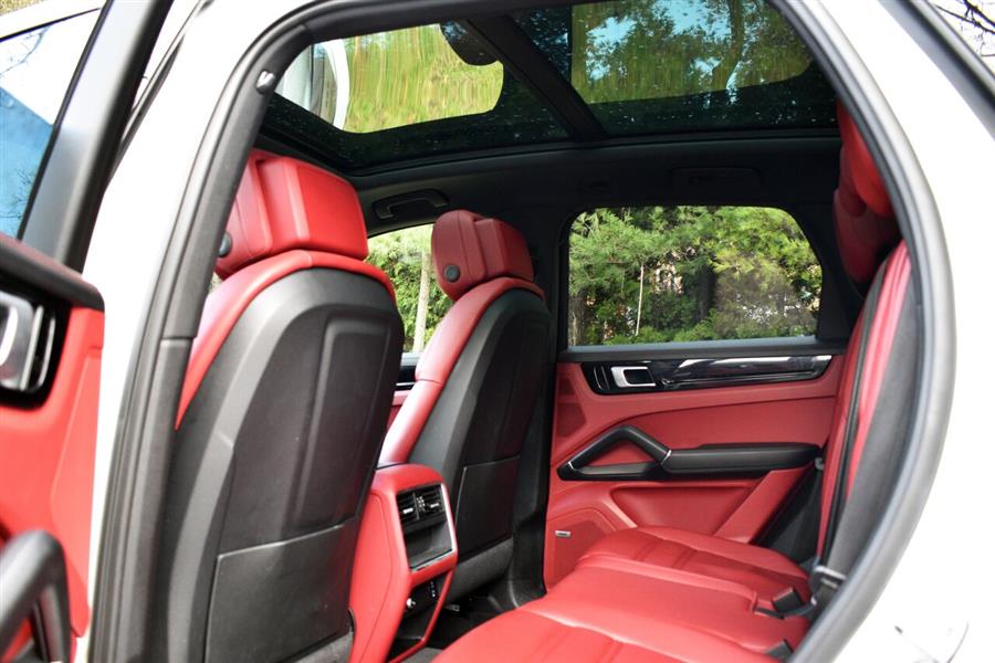 2020 Porsche Cayenne Base AWD 4dr SUV, available for sale in Great Neck, New York | Camy Cars. Great Neck, New York 2020 Porsche Cayenne Base AWD 4dr SUV, available for sale in Great Neck, New York | Camy Cars. Great Neck, New York