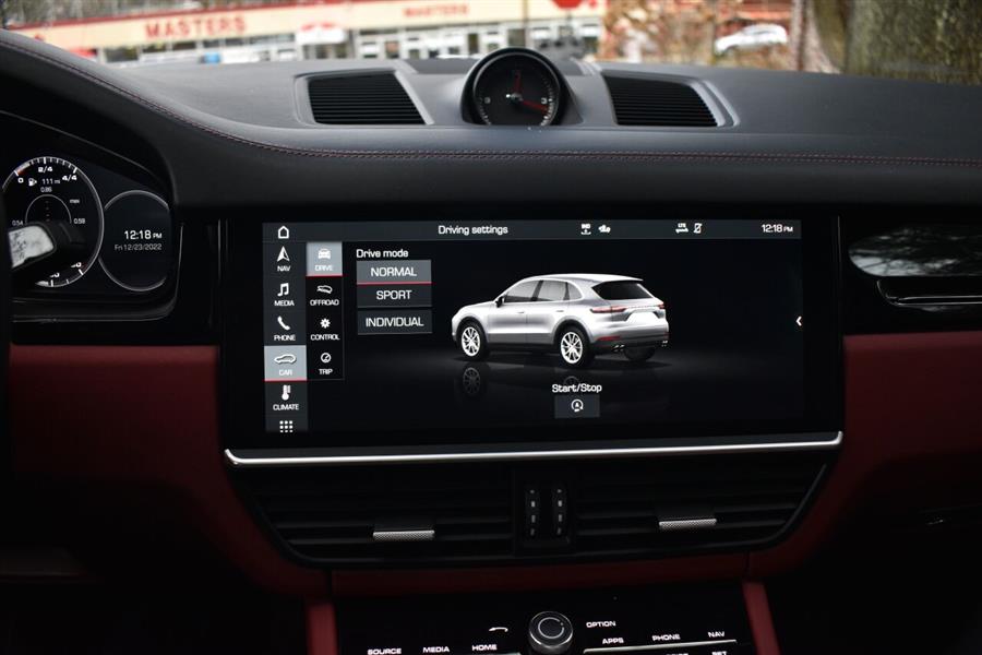 2020 Porsche Cayenne Base AWD 4dr SUV, available for sale in Great Neck, New York | Camy Cars. Great Neck, New York 2020 Porsche Cayenne Base AWD 4dr SUV, available for sale in Great Neck, New York | Camy Cars. Great Neck, New York