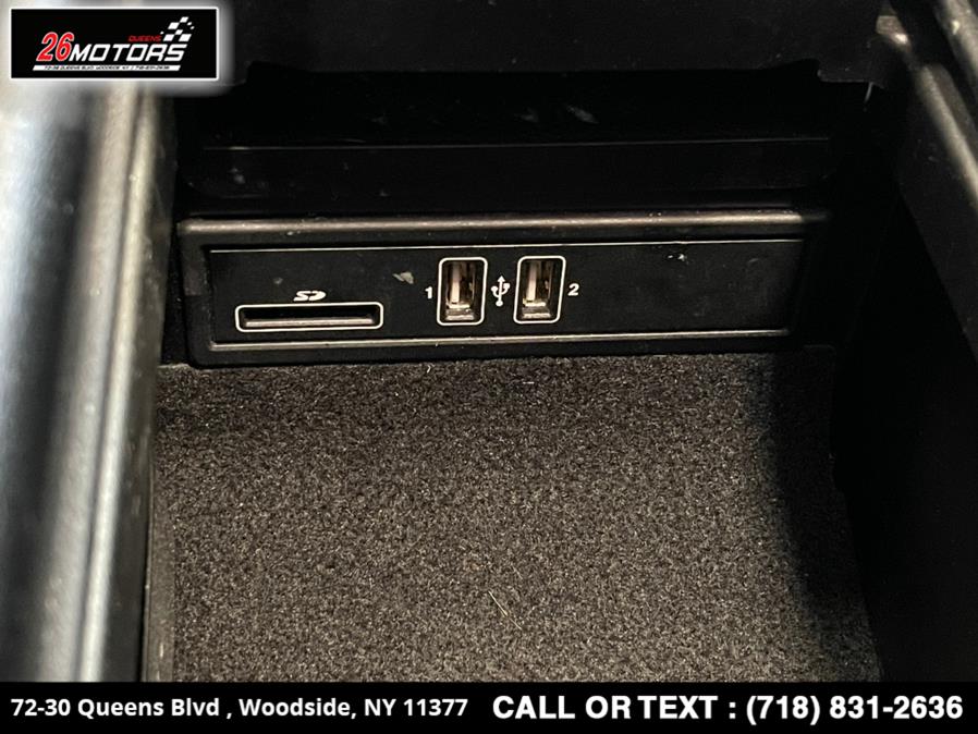 Used Mercedes-Benz E-Class E 300 Luxury 4MATIC Sedan 2017 | 26 Motors Queens. Woodside, New York Used Mercedes-Benz E-Class E 300 Luxury 4MATIC Sedan 2017 | 26 Motors Queens. Woodside, New York