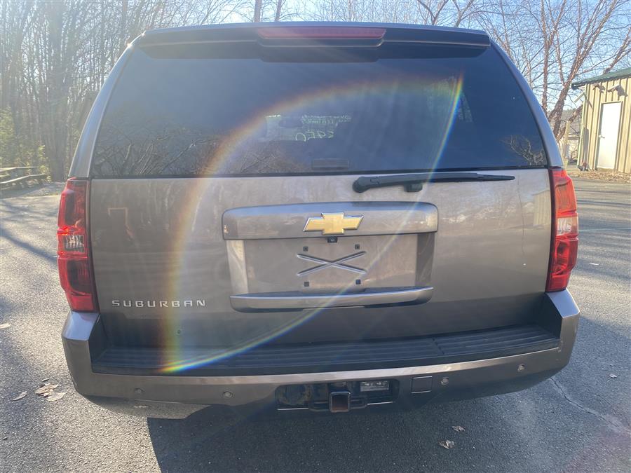 2013 Chevrolet Suburban 4WD 4dr 1500 LT, available for sale in Southwick, Massachusetts | Country Auto Sales. Southwick, Massachusetts 2013 Chevrolet Suburban 4WD 4dr 1500 LT, available for sale in Southwick, Massachusetts | Country Auto Sales. Southwick, Massachusetts