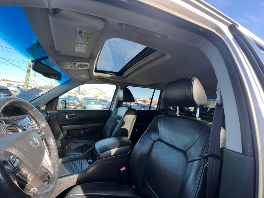 2015 Honda Pilot 4WD 4dr EX-L w/Navi, available for sale in Lodi, New Jersey | Route 46 Auto Sales Inc. Lodi, New Jersey 2015 Honda Pilot 4WD 4dr EX-L w/Navi, available for sale in Lodi, New Jersey | Route 46 Auto Sales Inc. Lodi, New Jersey