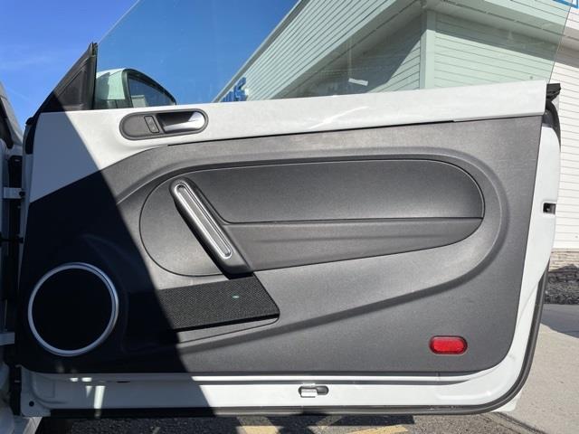 2019 Volkswagen Beetle Convertible 2.0T S, available for sale in Brookfield, Connecticut | Blasius Federal Road. Brookfield, Connecticut 2019 Volkswagen Beetle Convertible 2.0T S, available for sale in Brookfield, Connecticut | Blasius Federal Road. Brookfield, Connecticut