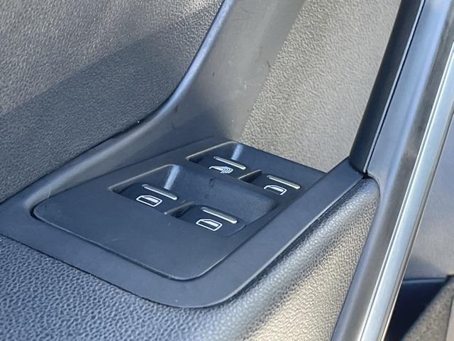 2019 Volkswagen Beetle Convertible 2.0T S, available for sale in Brookfield, Connecticut | Blasius Federal Road. Brookfield, Connecticut 2019 Volkswagen Beetle Convertible 2.0T S, available for sale in Brookfield, Connecticut | Blasius Federal Road. Brookfield, Connecticut