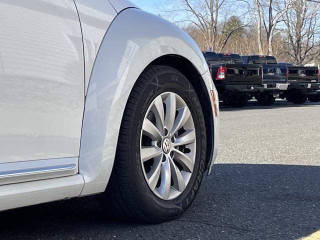 2019 Volkswagen Beetle Convertible 2.0T S, available for sale in Brookfield, Connecticut | Blasius Federal Road. Brookfield, Connecticut 2019 Volkswagen Beetle Convertible 2.0T S, available for sale in Brookfield, Connecticut | Blasius Federal Road. Brookfield, Connecticut