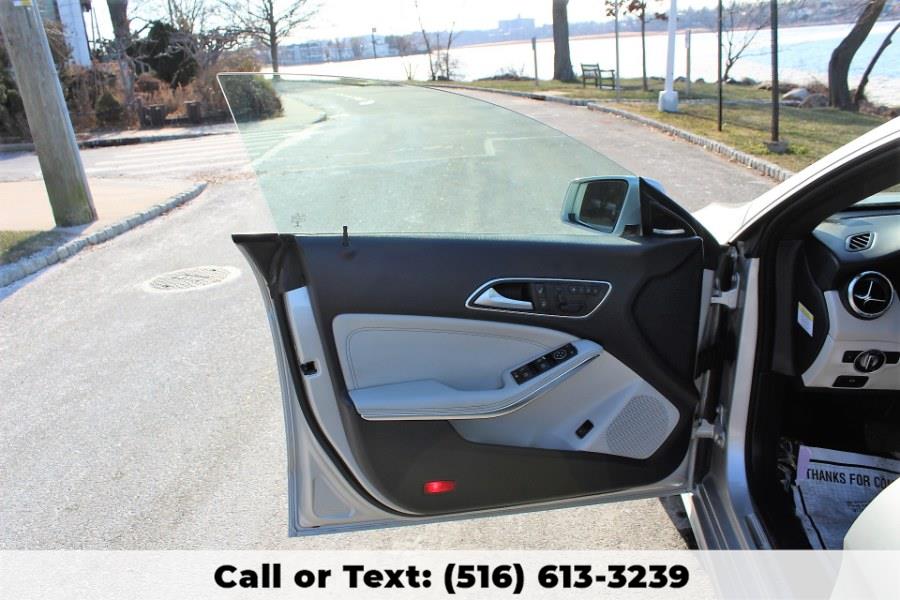 2014 Mercedes-Benz CLA-Class 4dr Sdn CLA 250, available for sale in Great Neck, New York | Great Neck Car Buyers & Sellers. Great Neck, New York 2014 Mercedes-Benz CLA-Class 4dr Sdn CLA 250, available for sale in Great Neck, New York | Great Neck Car Buyers & Sellers. Great Neck, New York