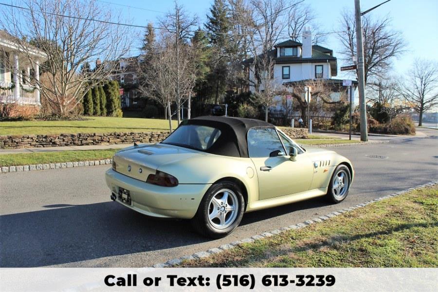 2001 BMW Z3-Series Z3 2dr Roadster 3.0i, available for sale in Great Neck, New York | Great Neck Car Buyers & Sellers. Great Neck, New York 2001 BMW Z3-Series Z3 2dr Roadster 3.0i, available for sale in Great Neck, New York | Great Neck Car Buyers & Sellers. Great Neck, New York