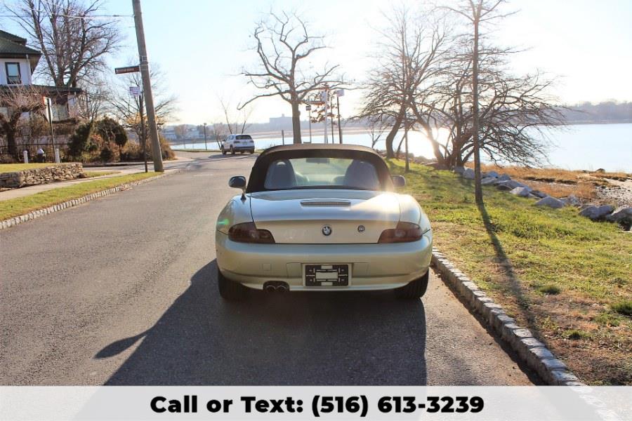 2001 BMW Z3-Series Z3 2dr Roadster 3.0i, available for sale in Great Neck, New York | Great Neck Car Buyers & Sellers. Great Neck, New York 2001 BMW Z3-Series Z3 2dr Roadster 3.0i, available for sale in Great Neck, New York | Great Neck Car Buyers & Sellers. Great Neck, New York