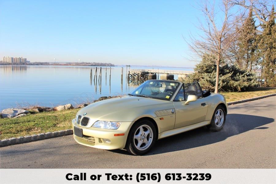 2001 BMW Z3-Series Z3 2dr Roadster 3.0i, available for sale in Great Neck, New York | Great Neck Car Buyers & Sellers. Great Neck, New York 2001 BMW Z3-Series Z3 2dr Roadster 3.0i, available for sale in Great Neck, New York | Great Neck Car Buyers & Sellers. Great Neck, New York