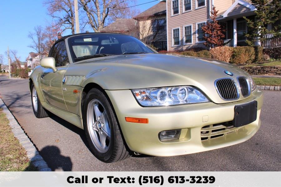 2001 BMW Z3-Series Z3 2dr Roadster 3.0i, available for sale in Great Neck, New York | Great Neck Car Buyers & Sellers. Great Neck, New York 2001 BMW Z3-Series Z3 2dr Roadster 3.0i, available for sale in Great Neck, New York | Great Neck Car Buyers & Sellers. Great Neck, New York