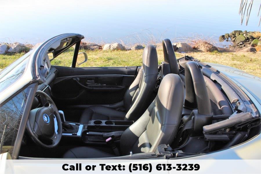 2001 BMW Z3-Series Z3 2dr Roadster 3.0i, available for sale in Great Neck, New York | Great Neck Car Buyers & Sellers. Great Neck, New York 2001 BMW Z3-Series Z3 2dr Roadster 3.0i, available for sale in Great Neck, New York | Great Neck Car Buyers & Sellers. Great Neck, New York