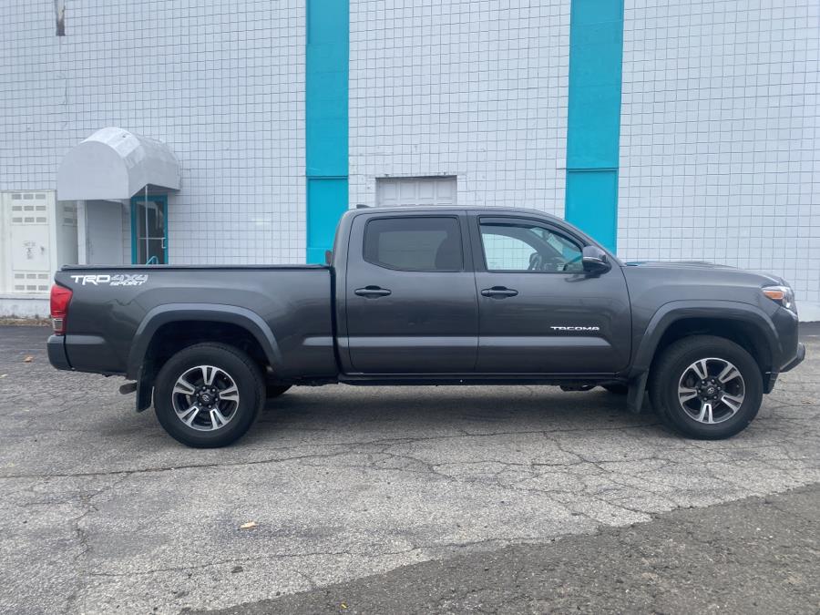 2017 Toyota Tacoma SR5 Double Cab 6'' Bed V6 4x4 AT (Natl), available for sale in Milford, Connecticut | Dealertown Auto Wholesalers. Milford, Connecticut