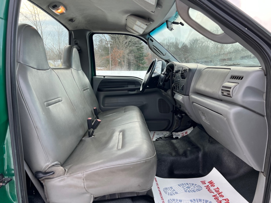2006 Ford Super Duty F-350 SRW Reg Cab 137" XL 4WD, available for sale in Ortonville, Michigan | Marsh Auto Sales LLC. Ortonville, Michigan 2006 Ford Super Duty F-350 SRW Reg Cab 137" XL 4WD, available for sale in Ortonville, Michigan | Marsh Auto Sales LLC. Ortonville, Michigan