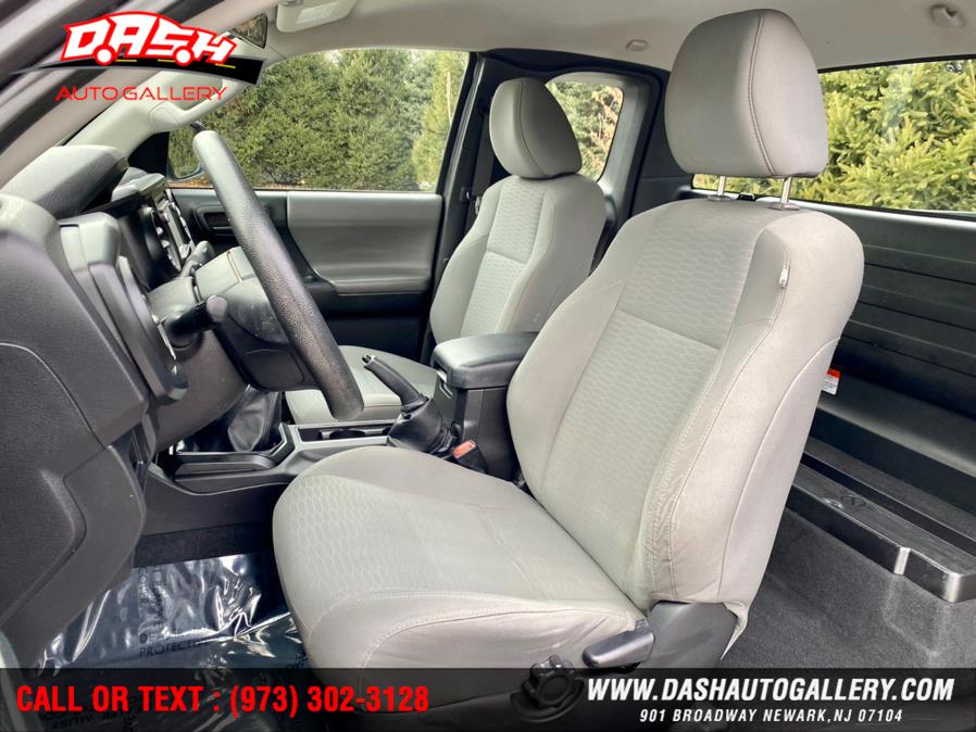 2016 Toyota Tacoma 4WD Access Cab I4 AT SR5 (Natl), available for sale in Newark, New Jersey | Dash Auto Gallery Inc.. Newark, New Jersey 2016 Toyota Tacoma 4WD Access Cab I4 AT SR5 (Natl), available for sale in Newark, New Jersey | Dash Auto Gallery Inc.. Newark, New Jersey
