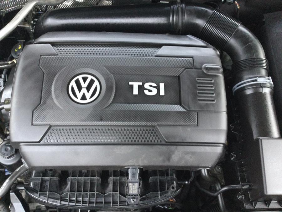 2015 Volkswagen Jetta Sedan 4dr Auto 1.8T Sport PZEV, available for sale in Plantsville, Connecticut | L&S Automotive LLC. Plantsville, Connecticut 2015 Volkswagen Jetta Sedan 4dr Auto 1.8T Sport PZEV, available for sale in Plantsville, Connecticut | L&S Automotive LLC. Plantsville, Connecticut