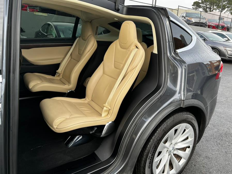 Used Tesla Model X 90D 2016 | Green Light Auto Wholesale. Daly City, California Used Tesla Model X 90D 2016 | Green Light Auto Wholesale. Daly City, California