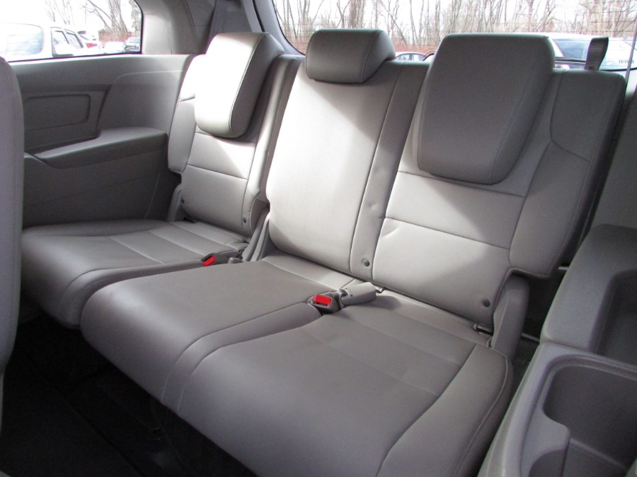 2015 Honda Odyssey 5dr EX-L, available for sale in East Windsor, Connecticut | United Auto Sales of E Windsor, Inc. East Windsor, Connecticut 2015 Honda Odyssey 5dr EX-L, available for sale in East Windsor, Connecticut | United Auto Sales of E Windsor, Inc. East Windsor, Connecticut
