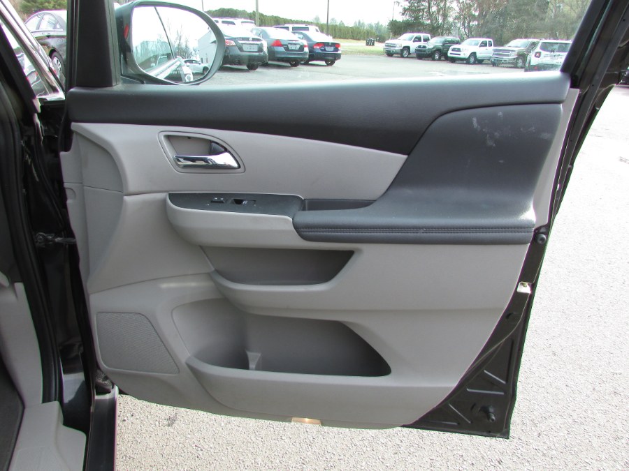 2015 Honda Odyssey 5dr EX-L, available for sale in East Windsor, Connecticut | United Auto Sales of E Windsor, Inc. East Windsor, Connecticut 2015 Honda Odyssey 5dr EX-L, available for sale in East Windsor, Connecticut | United Auto Sales of E Windsor, Inc. East Windsor, Connecticut