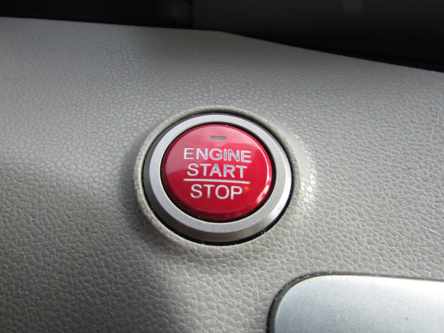 2015 Honda Odyssey 5dr EX-L, available for sale in East Windsor, Connecticut | United Auto Sales of E Windsor, Inc. East Windsor, Connecticut 2015 Honda Odyssey 5dr EX-L, available for sale in East Windsor, Connecticut | United Auto Sales of E Windsor, Inc. East Windsor, Connecticut