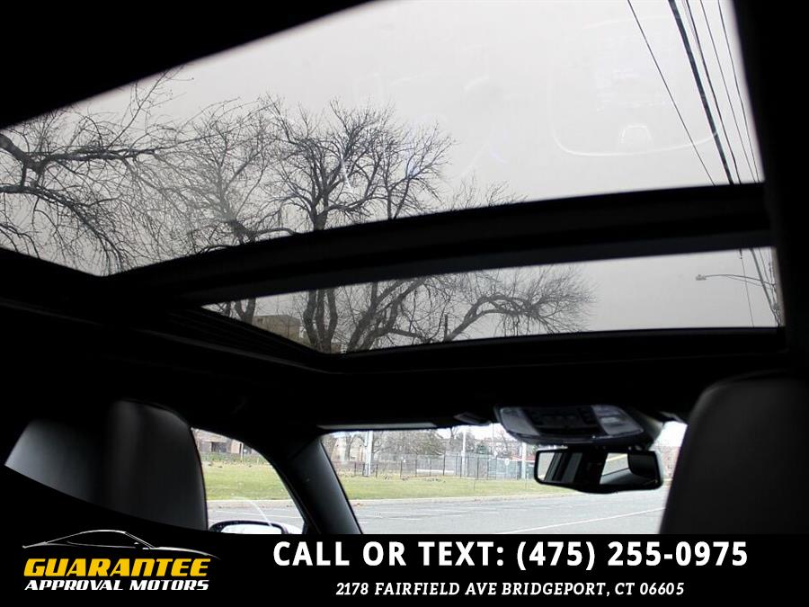2014 Chrysler 300 C AWD 4dr Sedan, available for sale in Bridgeport, Connecticut | Guarantee Approval Motors. Bridgeport, Connecticut 2014 Chrysler 300 C AWD 4dr Sedan, available for sale in Bridgeport, Connecticut | Guarantee Approval Motors. Bridgeport, Connecticut