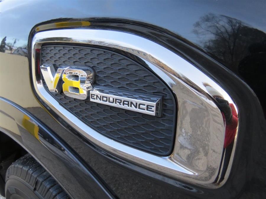 2017 Nissan Titan Platinum Reserve 4x4 4dr Crew Cab, available for sale in Auburn, Maine | Lake City Exports Inc. Auburn, Maine 2017 Nissan Titan Platinum Reserve 4x4 4dr Crew Cab, available for sale in Auburn, Maine | Lake City Exports Inc. Auburn, Maine