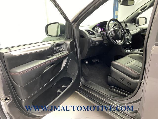 Used Dodge Grand Caravan GT Wagon 2018 | J&M Automotive Sls&Svc LLC. Naugatuck, Connecticut Used Dodge Grand Caravan GT Wagon 2018 | J&M Automotive Sls&Svc LLC. Naugatuck, Connecticut