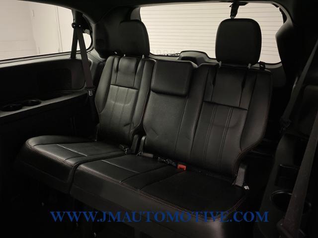Used Dodge Grand Caravan GT Wagon 2018 | J&M Automotive Sls&Svc LLC. Naugatuck, Connecticut Used Dodge Grand Caravan GT Wagon 2018 | J&M Automotive Sls&Svc LLC. Naugatuck, Connecticut